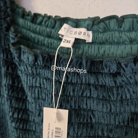 Baltic Born Vivaldi Smocked Velvet Midi Dress Green - Picture 5 of 9